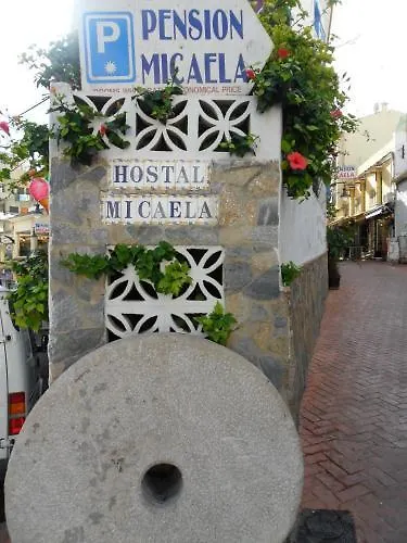 Micaela Charming 토레몰리노스